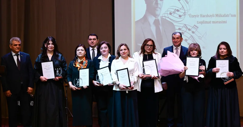 В Баку состоялась церемония награждения лауреатов премии имени Узеира Гаджибейли (ФОТО)
