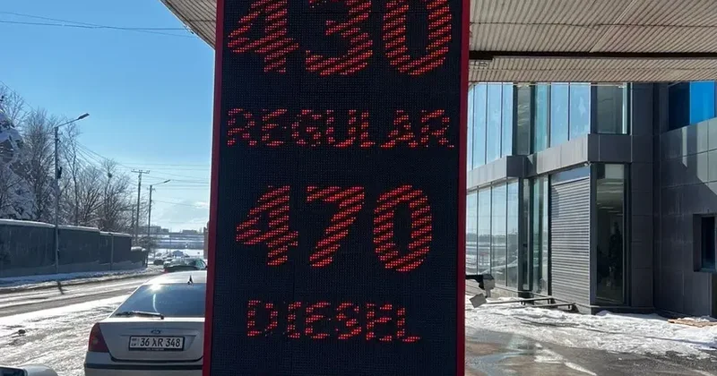 Ermənistanda benzinin qiymətinin ucuzlaşdığını açıqlayıb