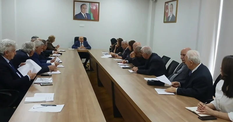 YAP Veteranlar Şurasının iclası keçirildi FOTOLAR