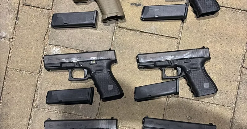 ЦАХАЛ перехватил беспилотник с десятью единицами огнестрельного оружия