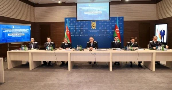 Kamran Əliyev prokurorlaır topladı Korrupsiya ilə bağlı əməliyyat müşavirəsi keçirilib