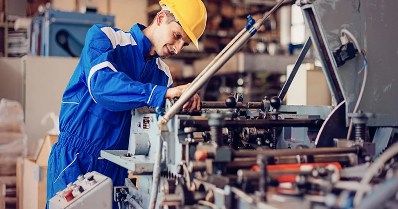 Korporativ Həyat Sığortası: İşinin başındasan