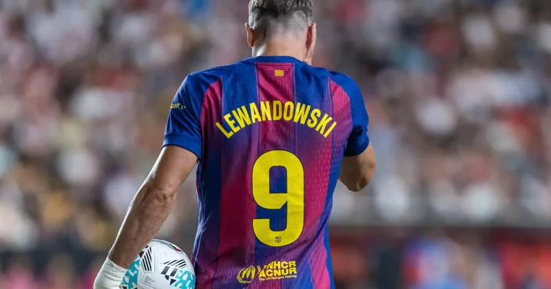 Plettenberq: “Robert Levandovski karyerasını MLS də davam etdirə bilər”