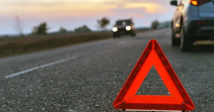 Qızıl daşıyan maşın aşdı; 8 kiloqram qızıl axtarılır FOTO