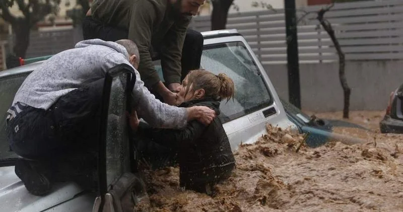 Стихия парализовала регионы Греции, есть погибшие