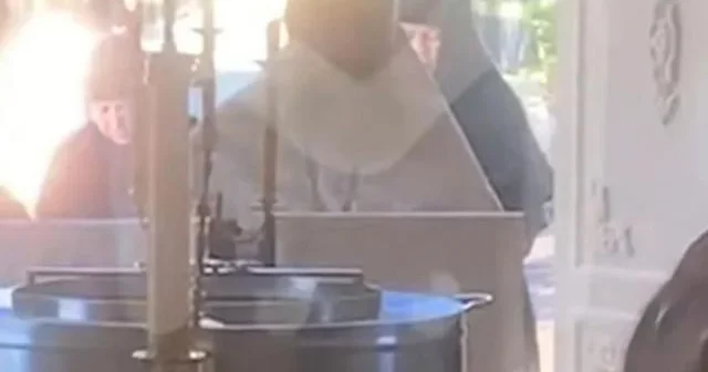 Keşiş möminləri video möcüzələrə kor koranə inanmaqdan çəkindirir...