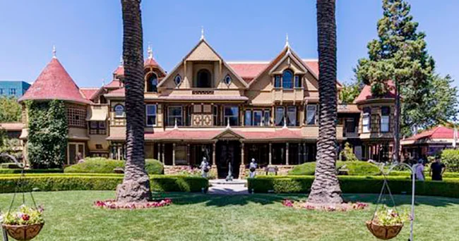 Günahın daşdan hörülmüş labirinti: Vinçester malikanəsinin danışılmayan hekayəsi