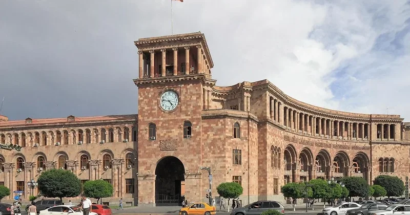 Ереван одобрил участие в Совете мира