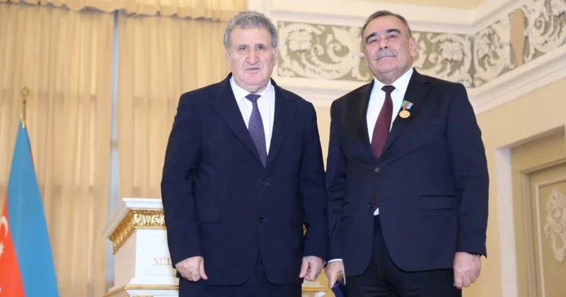 İbrahim Cəfərov AMEA nın döş nişanı” ilə təltif olunub