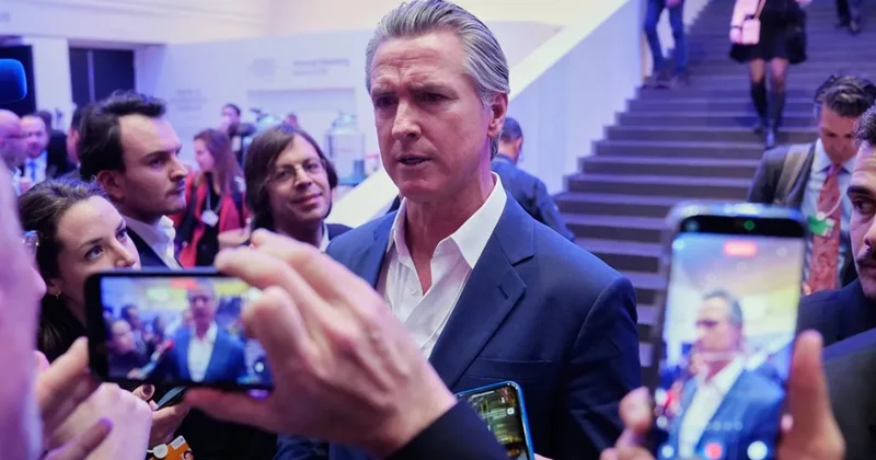 Красная каточка губернатору