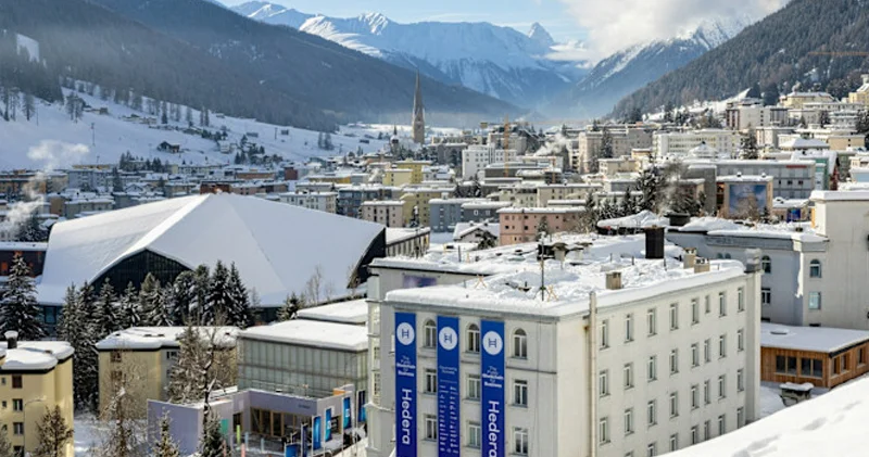 Dünya İqtisadi Forumu Davosu tərk edə bilər FT