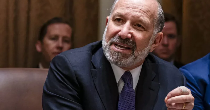 Бывший вице президент США устроил обструкцию министру торговли