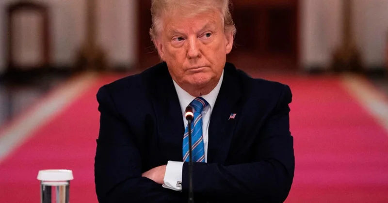 Трамп требует с банка $5 млрд