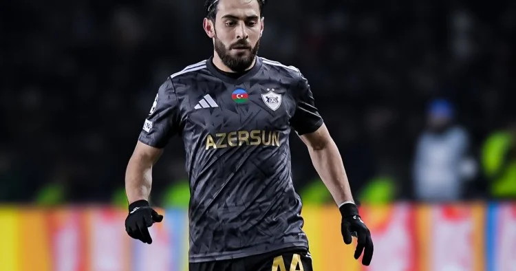 Elvin Cəfərquliyev rəmzi heyətdə FOTO