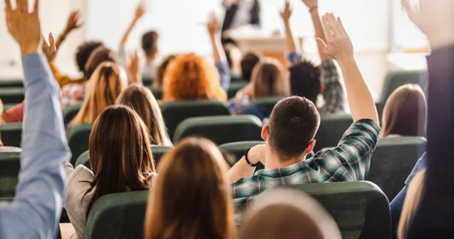 “Hələ də sovet təhsil sisteminin qalığını saxlamışıq”