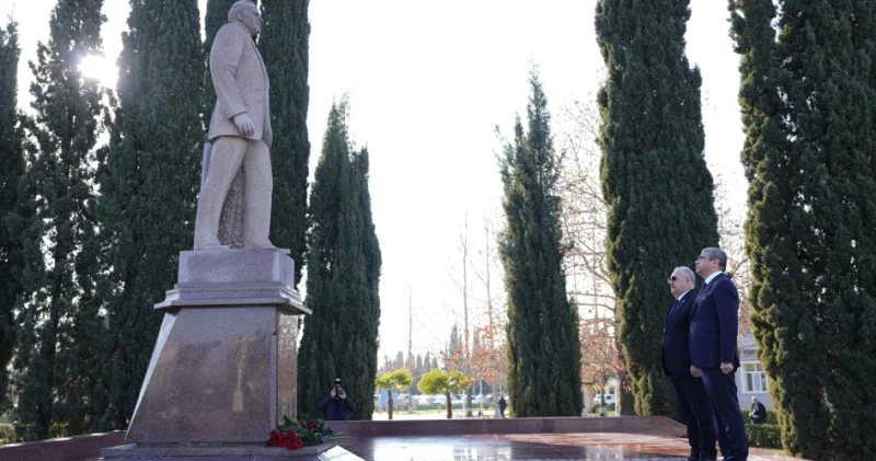 Anar Əliyev Ağdamda vətəndaşların müarciətlərini dinləyib