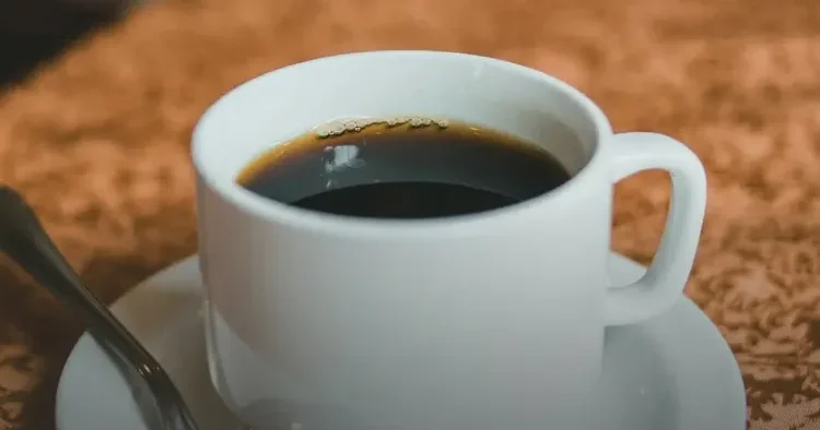 Qəhvə sümüklərin zəifləməsinə səbəb olur? Açıqlama