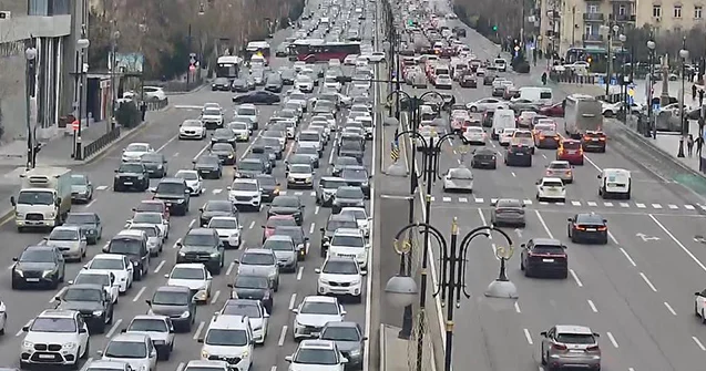 12 istiqamətdə TIXAC var