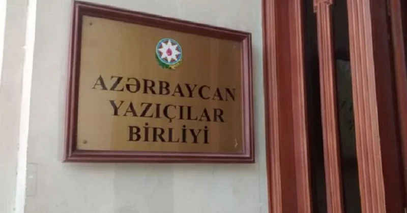 Bu yazıçı da AYB dən getdi: Görün nələr yazdı... FOTO