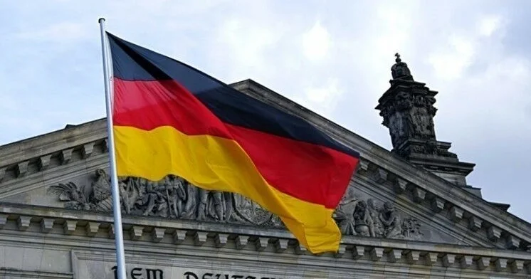 Rusiya hərbi attaşesi Almaniyadan qovuldu CƏSUSLUQ İTTİHAMI