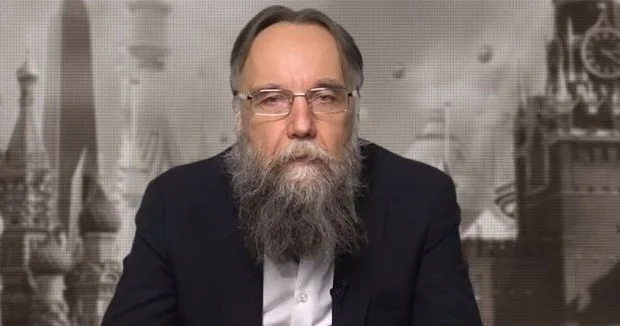 SSRİ ni görün kim dağıdıb: Duqin ad çəkdi VİDEO