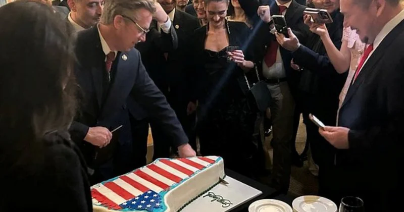 ABŞ də Qrenlandiyanı yedilər : Respublikaçılar Partiyasının nümayəndələrindən maraqlı görüntülər