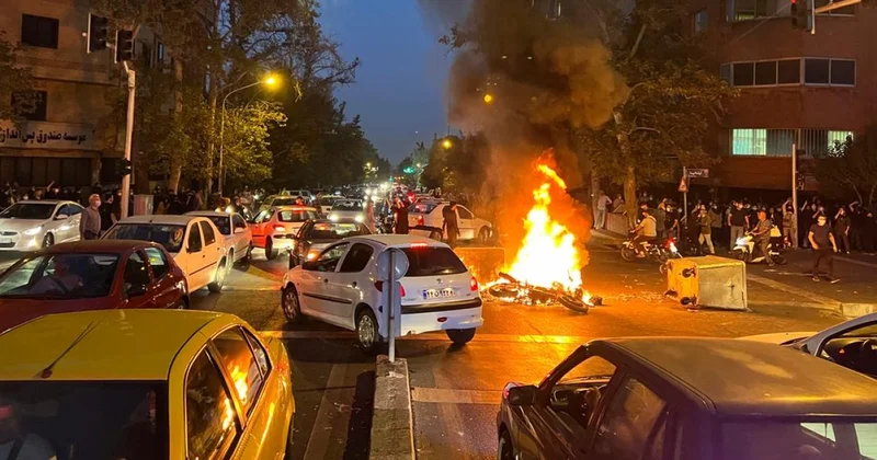 Meyitləri zibil maşını ilə daşıyıb, qanları yanğınsöndürənlə yuyublar