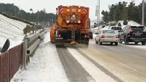 Xankəndidə yollar qardan TƏMİZLƏNİR