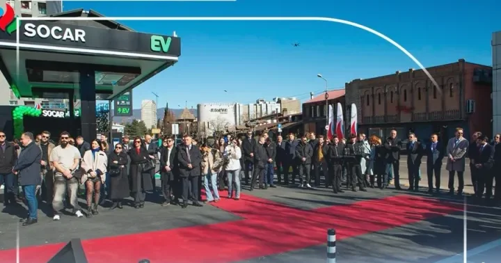 SOCAR Cənubi Qafqazda ilk enerji doldurma stansiyasını Tbilisidə istifadəyə verdi