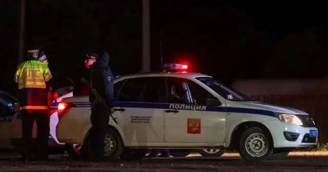 Rusiyada DƏHŞƏT: Kişi arvadını və 13 yaşlı ögey oğlunu benzinlə yandırmaq istədi FOTO