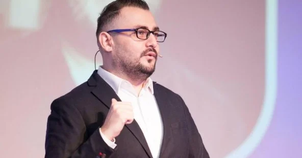 Ağzından horra tökülən zırramaların qonağı olmaq istəmirik Murad Arif