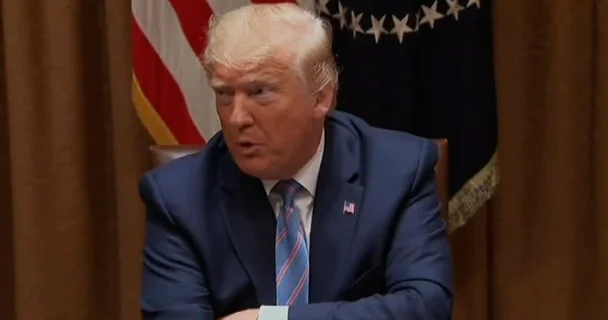 Трамп пообещал опубликовать секретную информацию Пентагона об инопланетянах