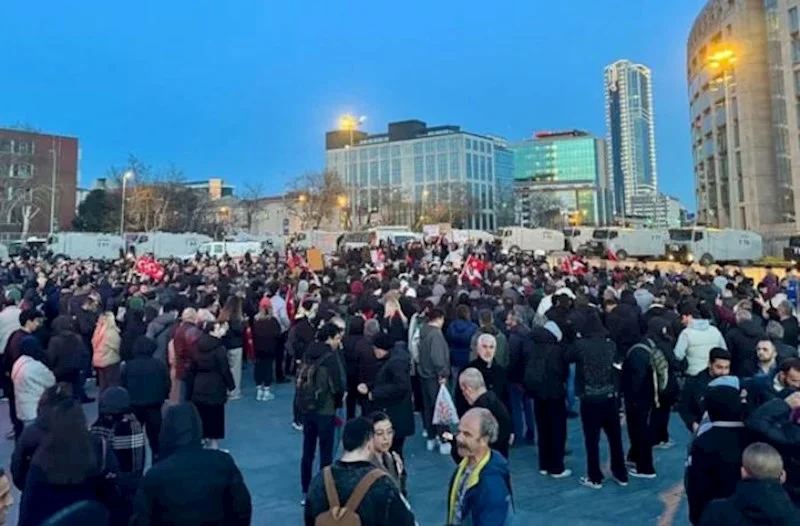 Yollar bağlanıb, amma vətəndaşlar məhkəmə qarşısındadır Yenilənir