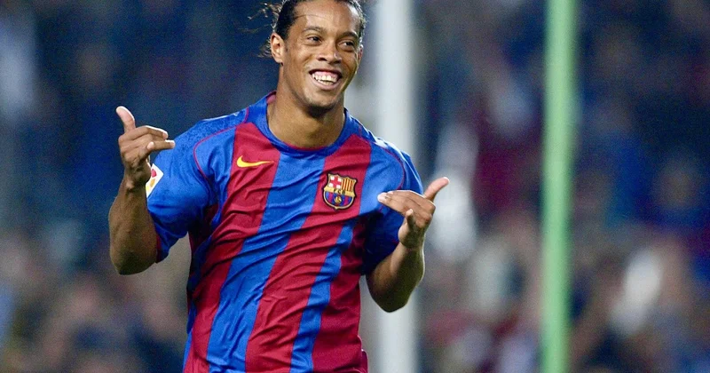 “Barselona”da Ronaldinyo rüzgarı FOTO