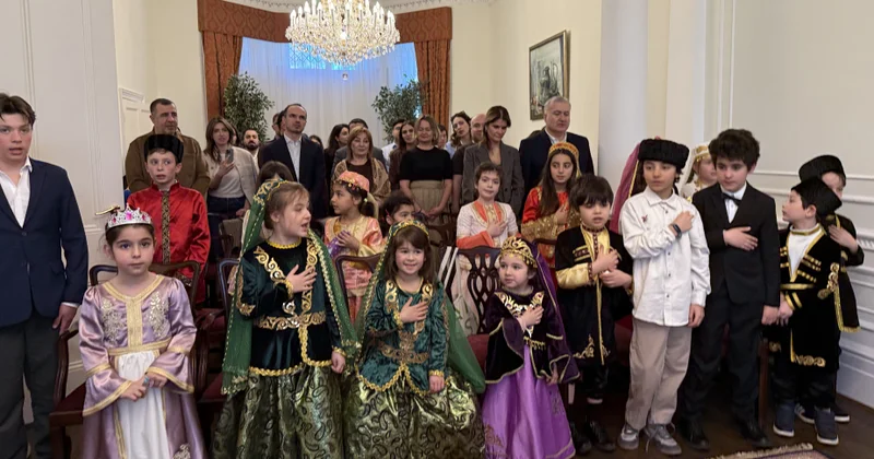 Londondakı Azərbaycan məktəbinin şagirdləri Novruz bayramını qeyd ediblər VİDEO