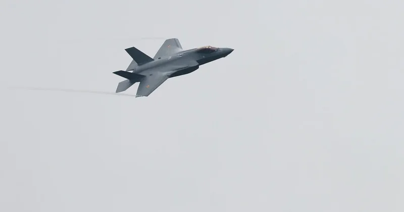 Иран заявил, что сбил F 15