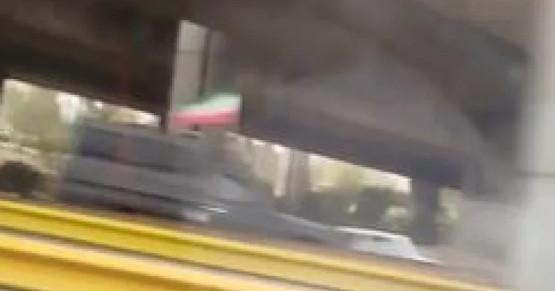 Иранские силовики под мостом видео