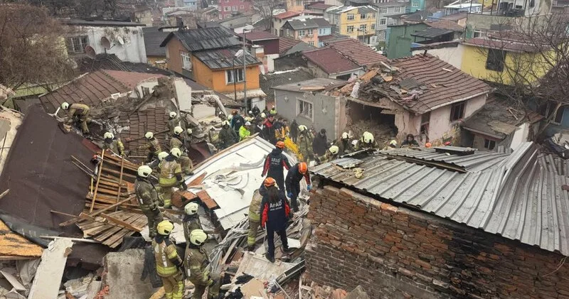 İstanbulda iki bina uçub: 9 nəfər xilas edilib YENİLƏNDİ