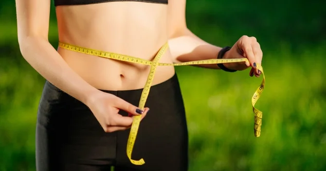 Azərbaycanlı müğənni stressdən arıqlayıb 49 kiloqram oldu