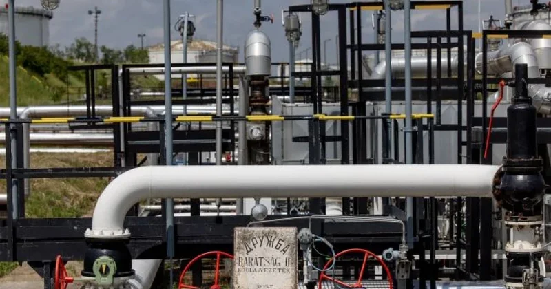 Украина возобновила транзит нефти по Дружбе в Венгрию и Словакию