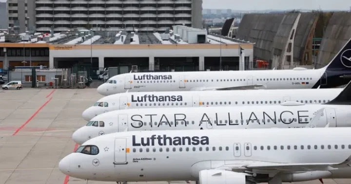 Lufthansa 20 min uçuşu ləğv edəcəyini açıqlayıb