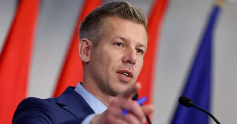 Мадьяр: Орбан подтвердил зависимость президента Венгрии от Фидес