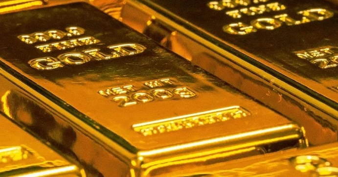 Mərkəzi bankların qızıl siyasəti: Kim alır, kim satır?