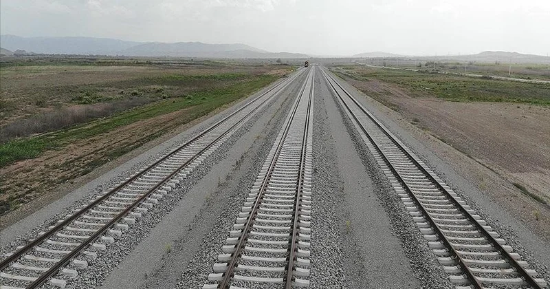 Türkiyə və Səudiyyə Ərəbistanını birləşdirəcək dəmir yolu çəkilir