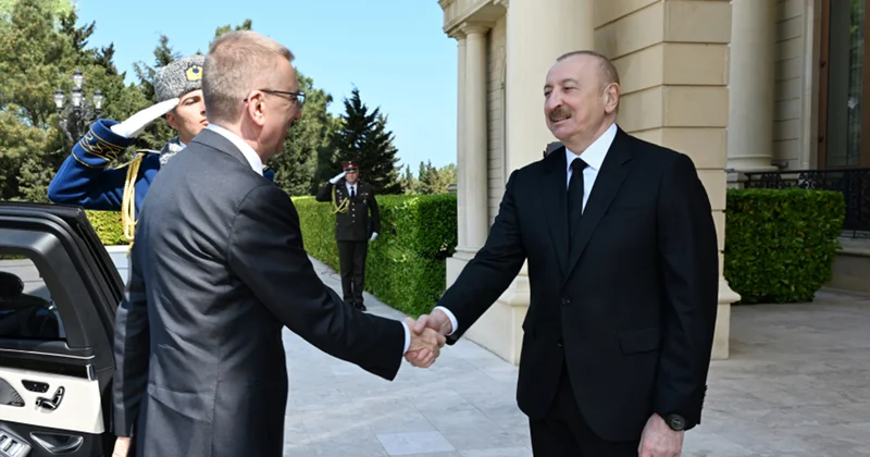 Prezident həmkarını qarşıladı Fotolar