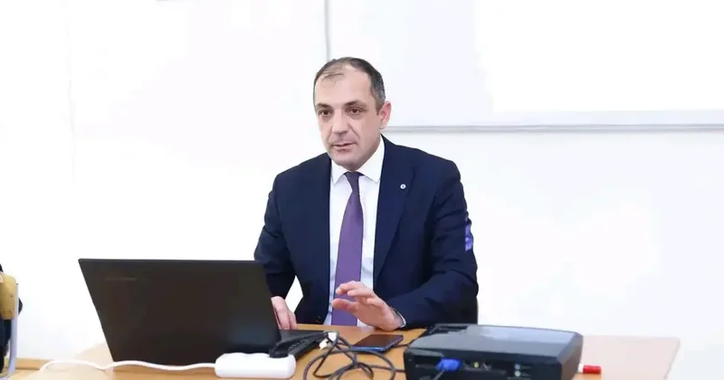 Xaçmaz rayonu üzrə təhsil sektor müdiri vəzifəsindən azad edilib