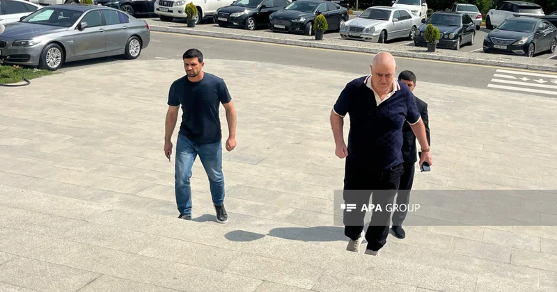 Şərurlu İsfəndiyar məhkəmədə: Sualları cavablamaq üçün savadım yoxdur