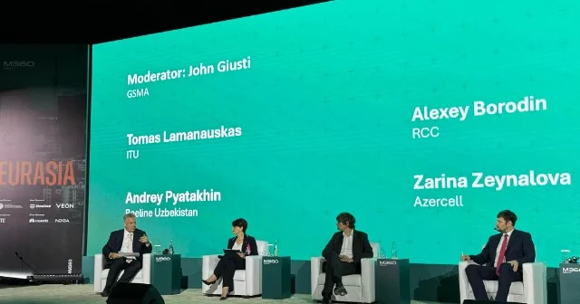 Azercell in prezidenti inklüziv rəqəmsal transformasiya mövzusunda çıxış etdi FOTOLAR