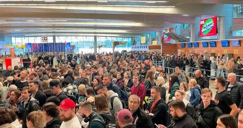 Rusiyada PUA ların hücumları fonunda aeroportlarda reyslər gecikib