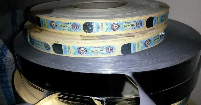 SOCAR ın idxal etdiyi Aİ 92 benzini və dizel yanacağı üçün yuxarı hədd müəyyən edilib